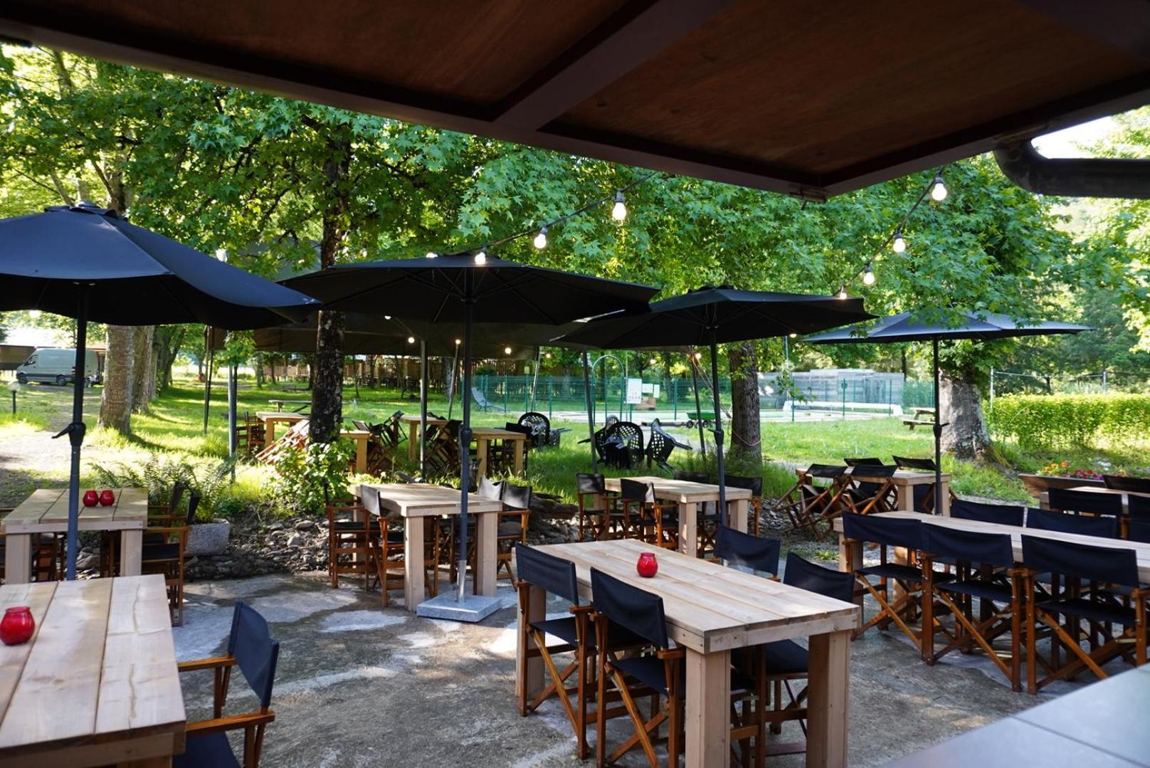 Camping Pittoresque Saint-Parthem ภายนอก รูปภาพ