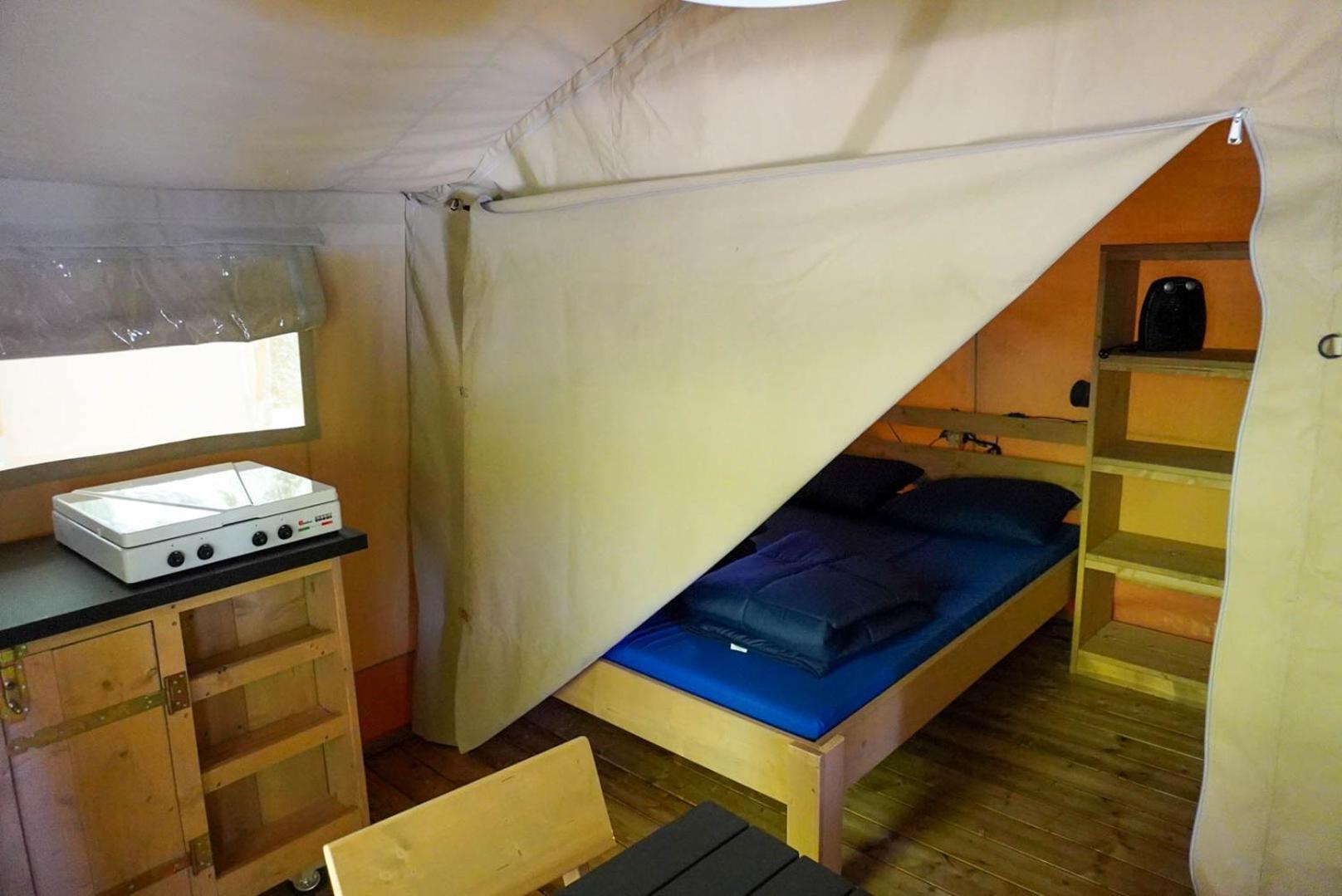 Camping Pittoresque Saint-Parthem ห้อง รูปภาพ